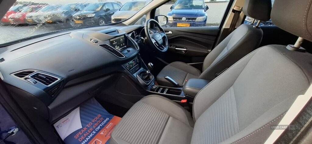Feb 2016 Ford C-max 1.0 EcoBoost Titanium 5dr