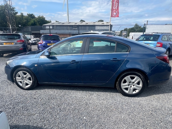 Vauxhall Insignia DIESEL HATCHBACK in Down