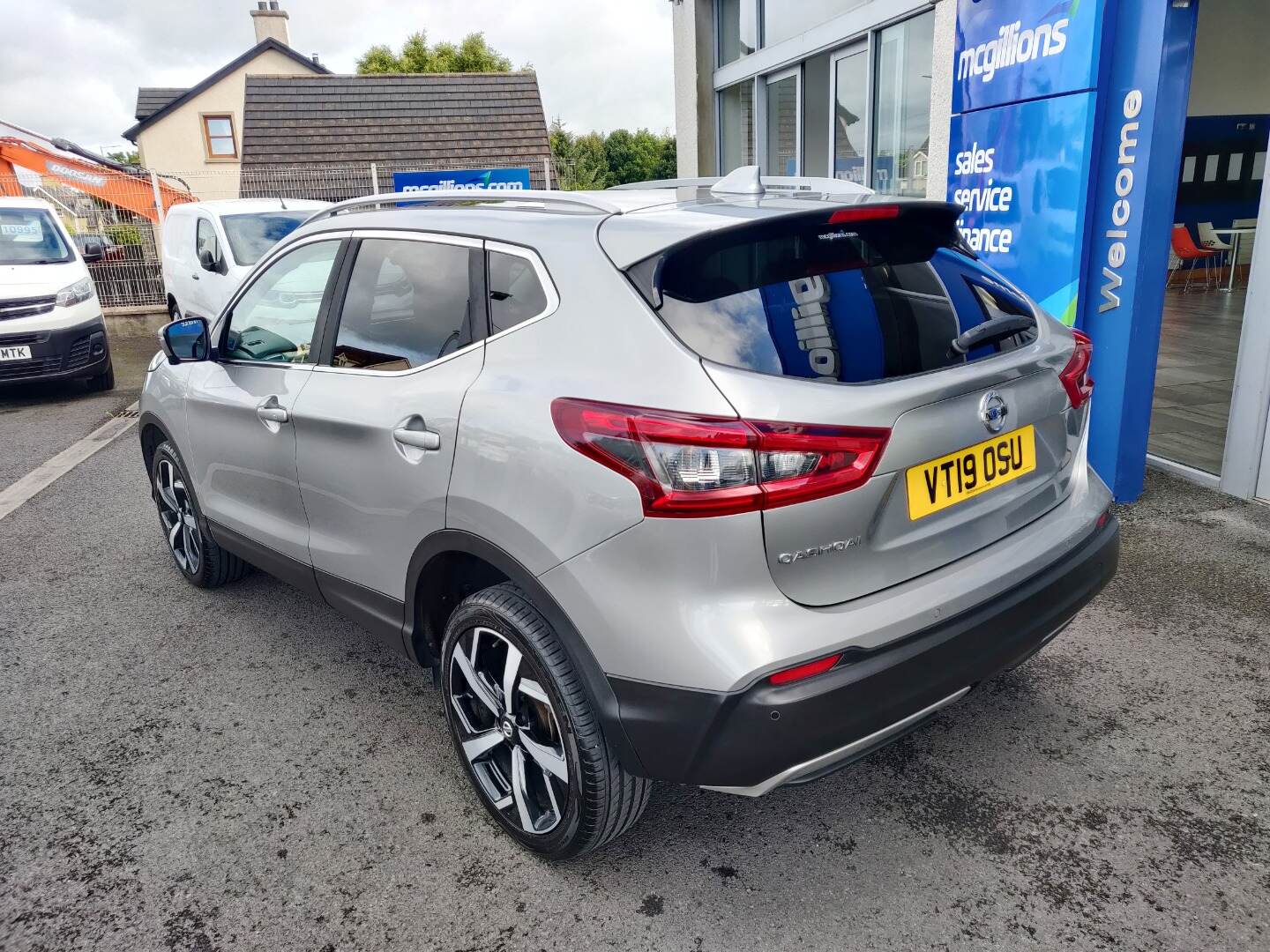 Nissan Qashqai DIESEL HATCHBACK in Tyrone