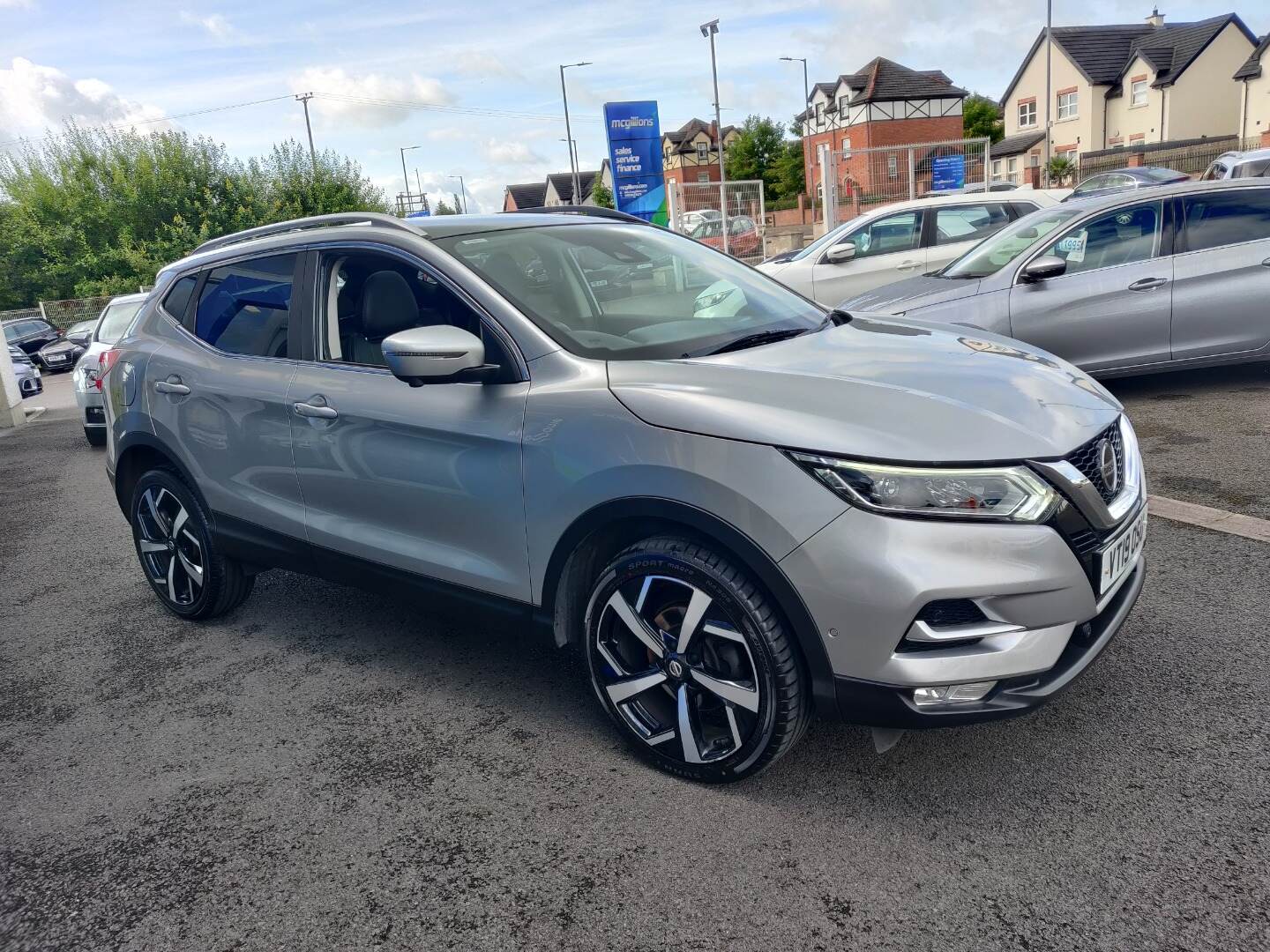 Nissan Qashqai DIESEL HATCHBACK in Tyrone