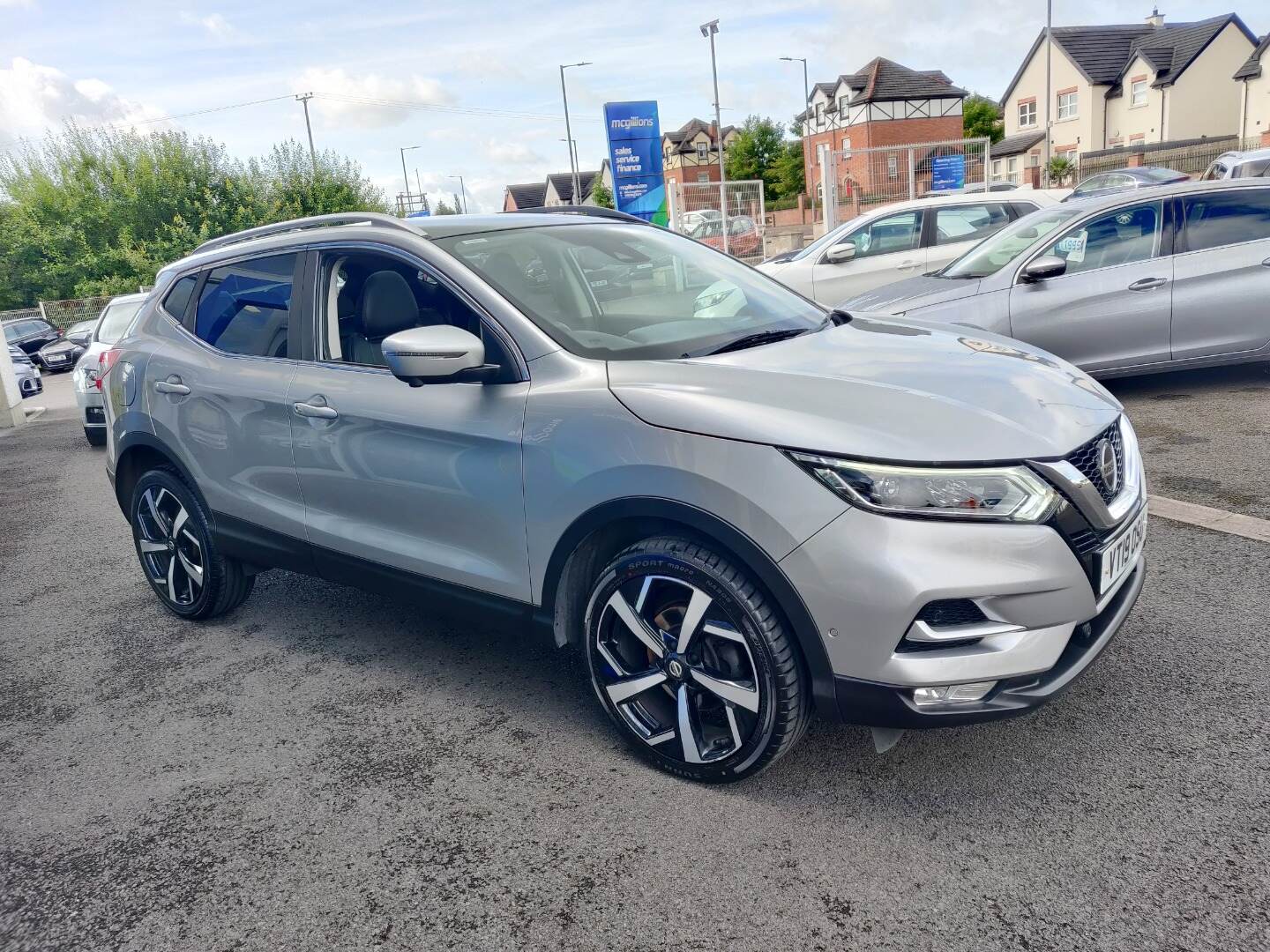 Nissan Qashqai DIESEL HATCHBACK in Tyrone