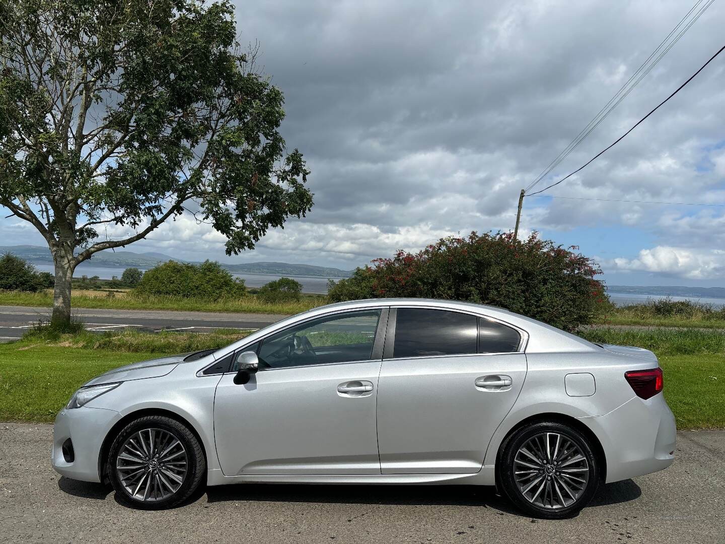 Toyota Avensis DIESEL SALOON in Derry / Londonderry