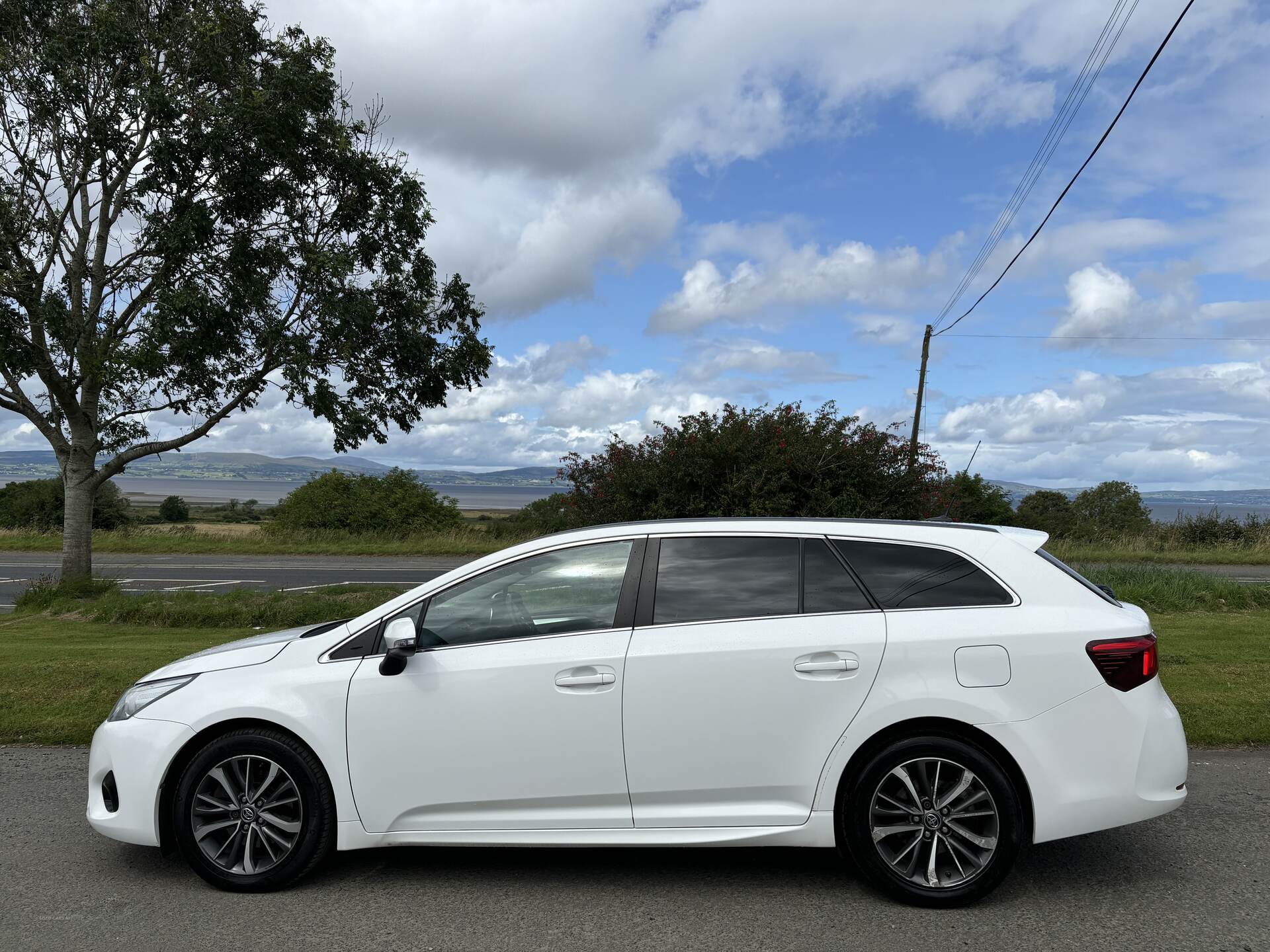 Toyota Avensis DIESEL TOURING SPORT in Derry / Londonderry