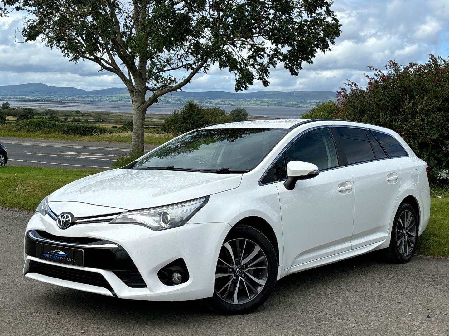 Toyota Avensis DIESEL TOURING SPORT in Derry / Londonderry