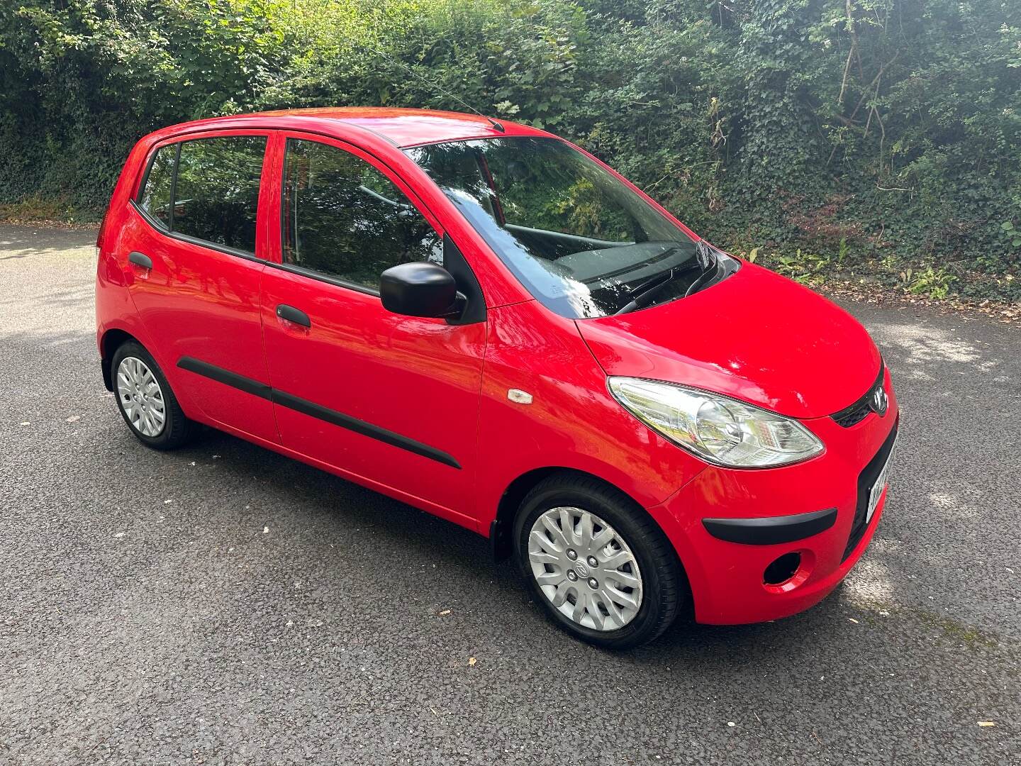 Hyundai i10 HATCHBACK in Antrim