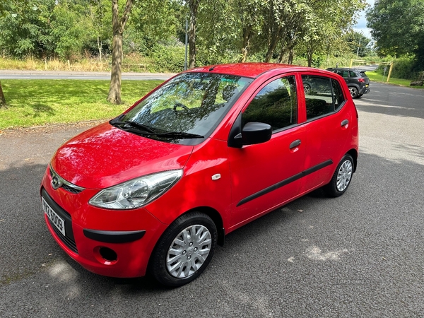 Hyundai i10 HATCHBACK in Antrim