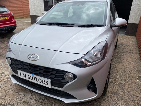 Hyundai i10 HATCHBACK in Antrim