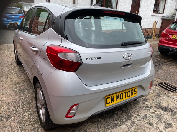 Hyundai i10 HATCHBACK in Antrim