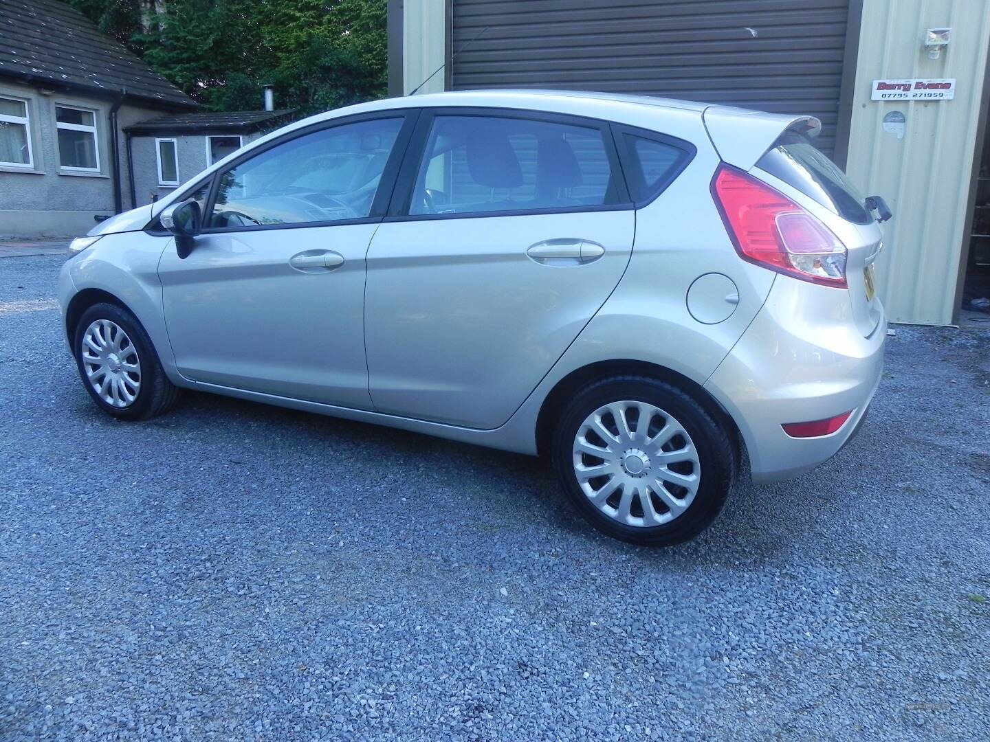 Ford Fiesta HATCHBACK in Down