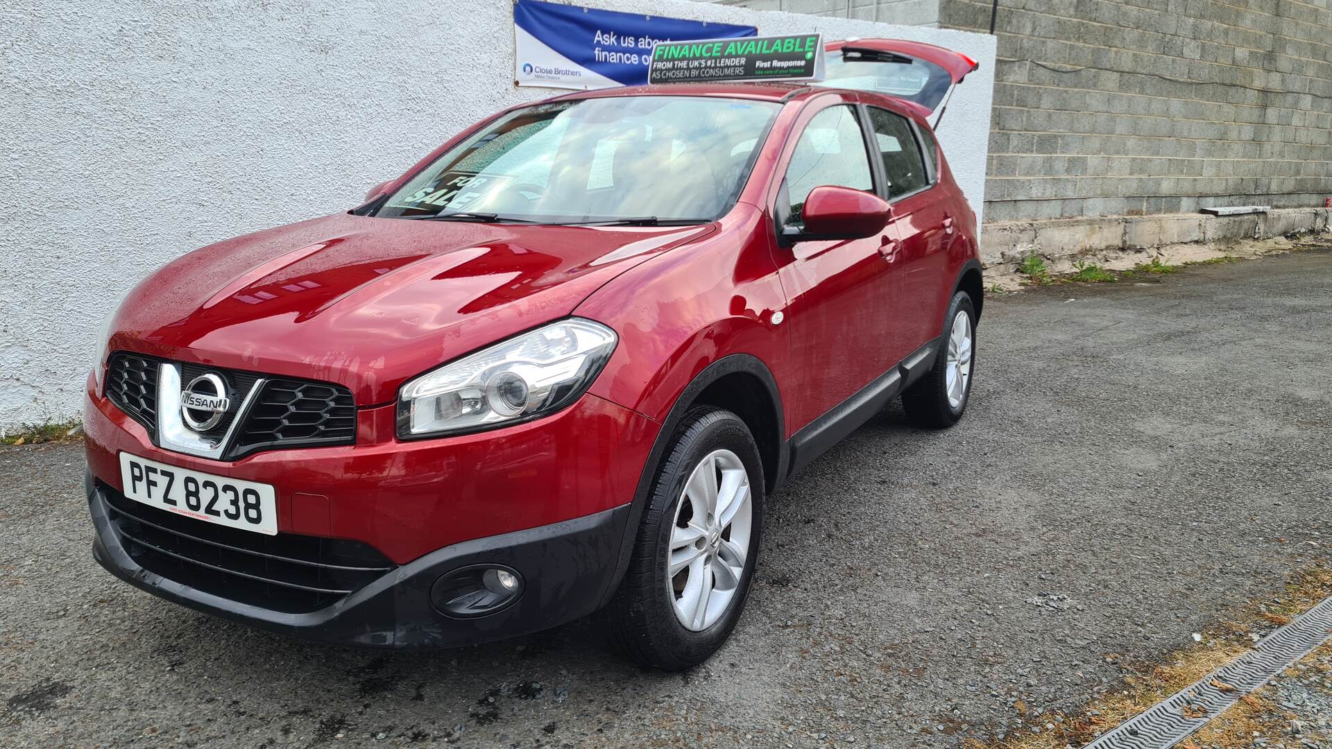 Nissan Qashqai HATCHBACK in Down