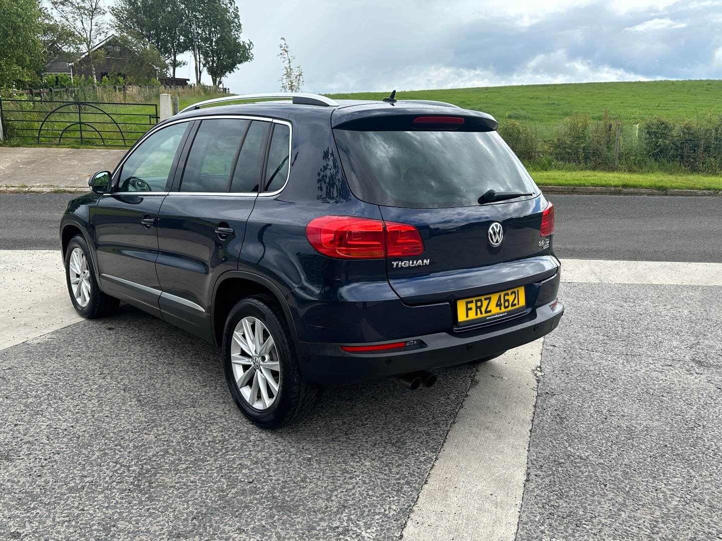 Volkswagen Tiguan DIESEL ESTATE in Down