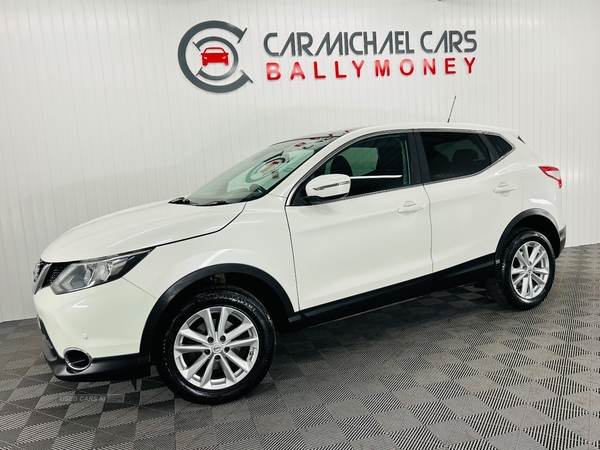 Nissan Qashqai DIESEL HATCHBACK in Antrim