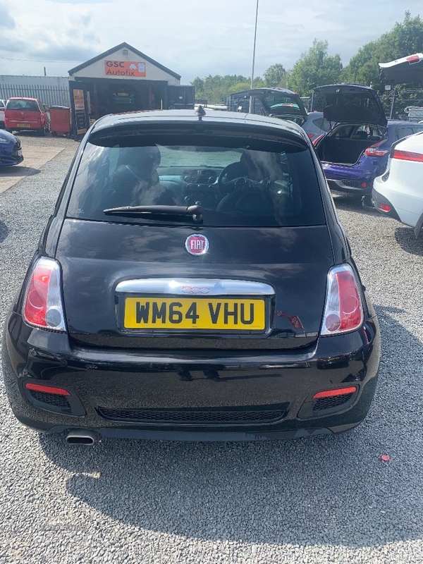 Fiat 500 HATCHBACK in Down