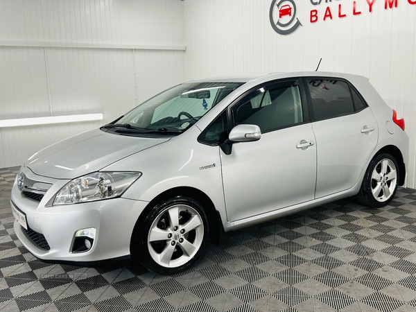 Toyota Auris HATCHBACK in Antrim