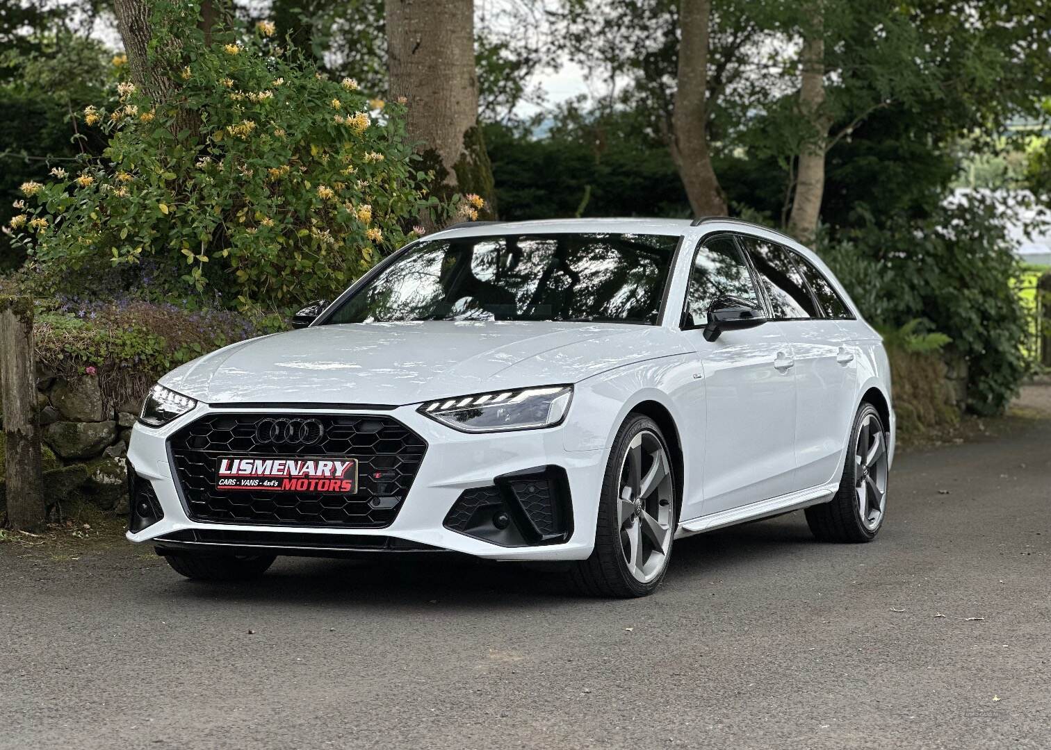 Audi A4 DIESEL AVANT in Antrim