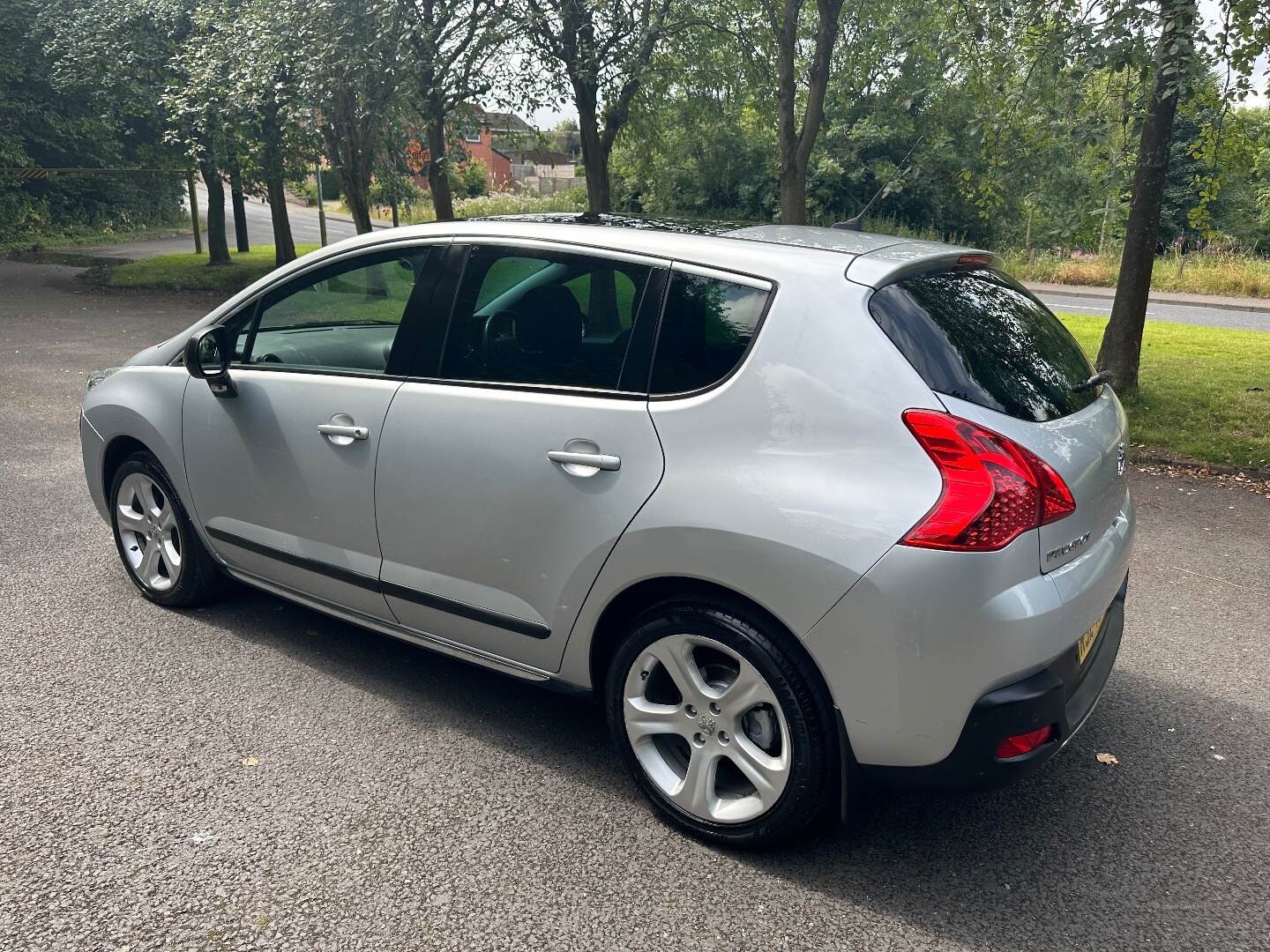 Peugeot 3008 DIESEL ESTATE in Antrim