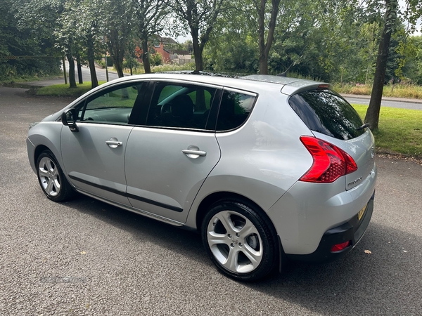 Peugeot 3008 DIESEL ESTATE in Antrim