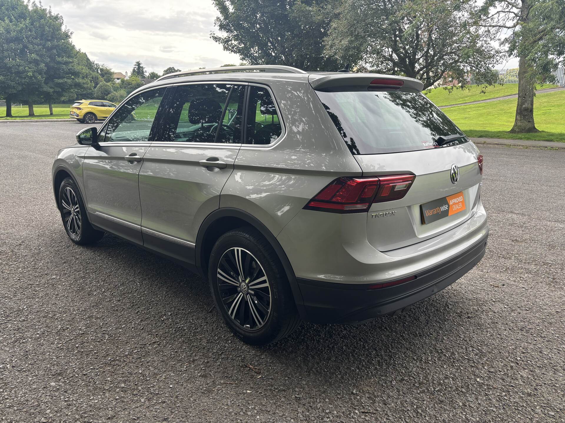 Volkswagen Tiguan DIESEL ESTATE in Down