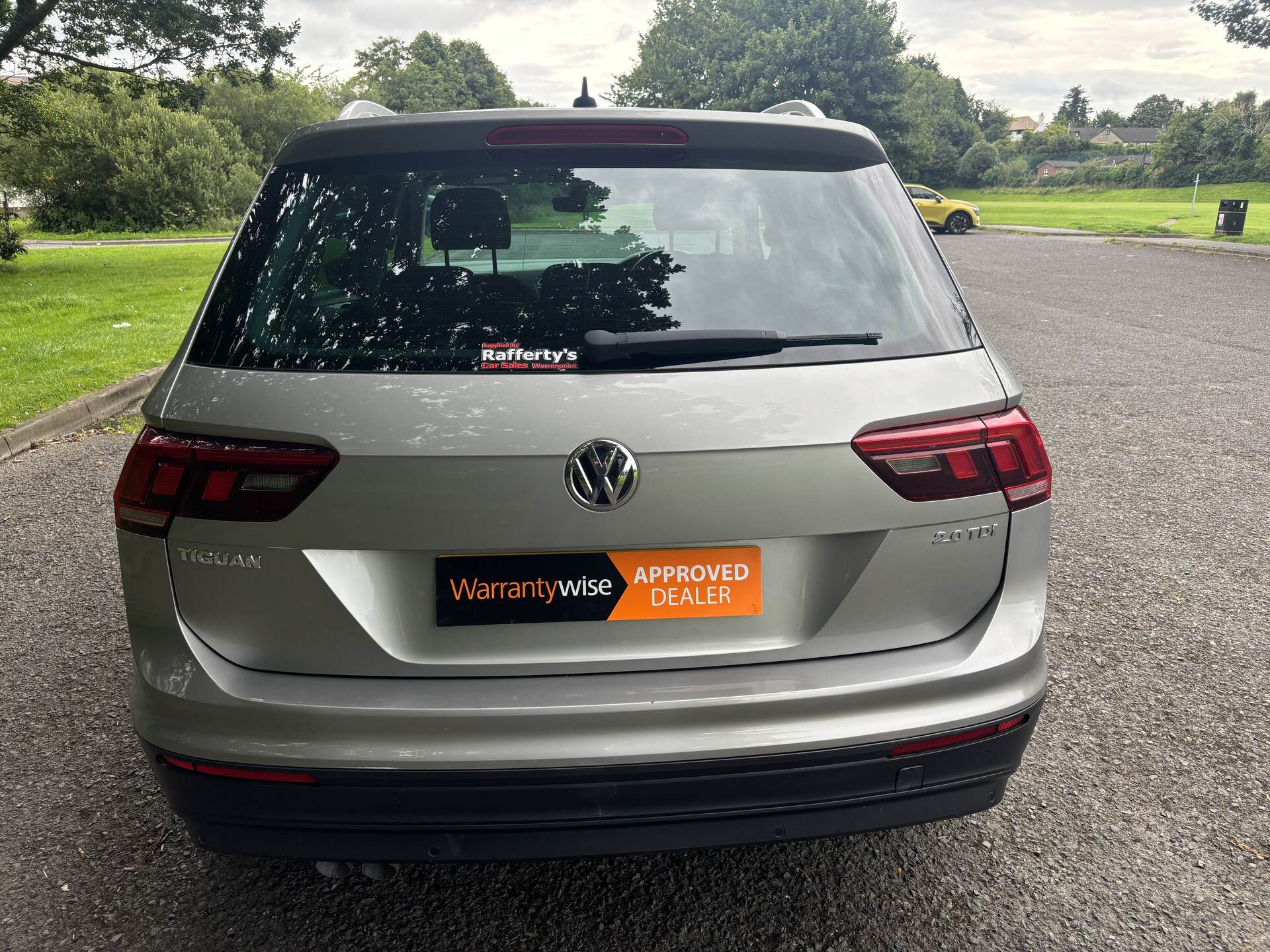 Volkswagen Tiguan DIESEL ESTATE in Down