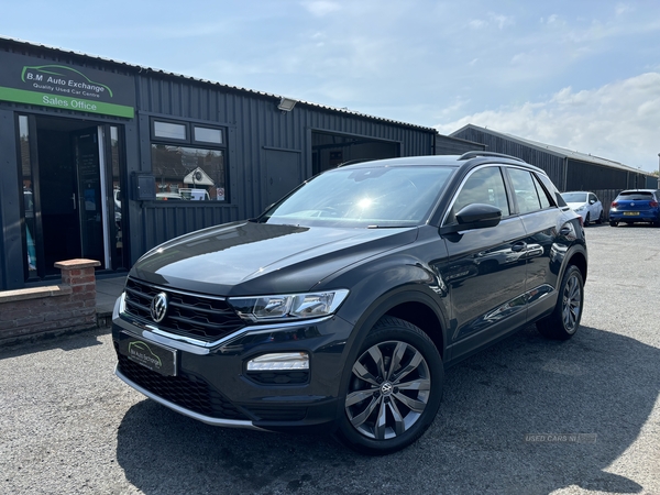 Volkswagen T-Roc DIESEL HATCHBACK in Down