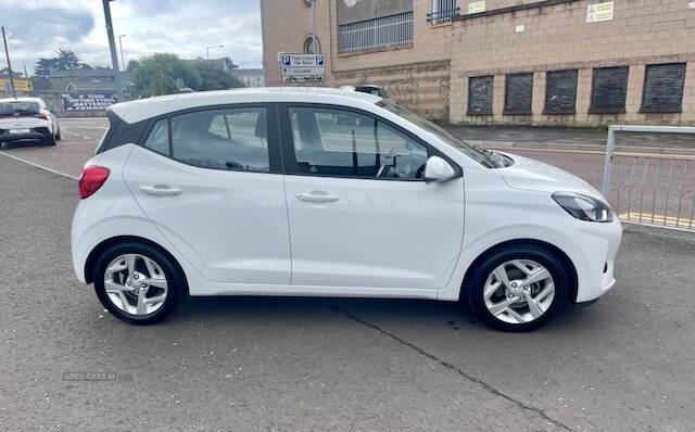 Hyundai i10 HATCHBACK in Down