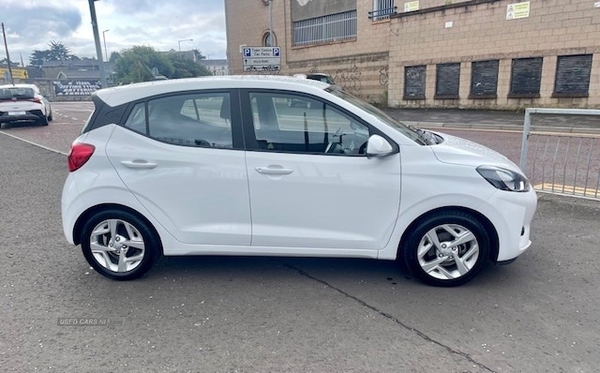 Hyundai i10 HATCHBACK in Down