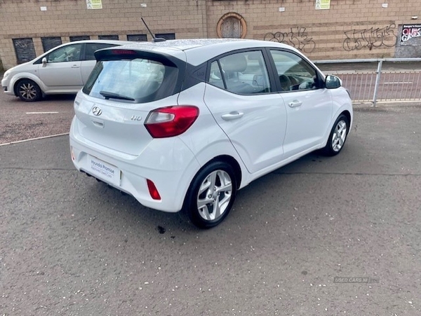 Hyundai i10 HATCHBACK in Down