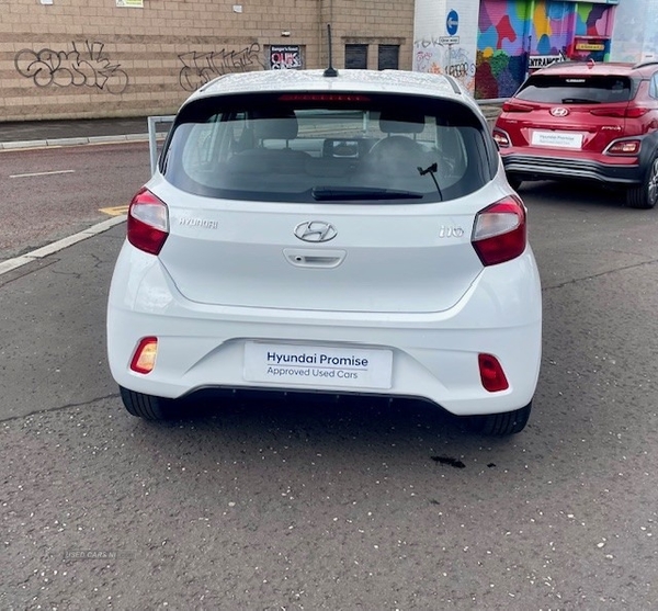 Hyundai i10 HATCHBACK in Down