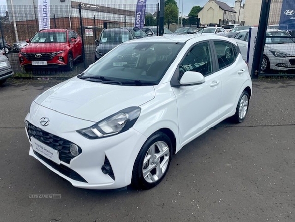 Hyundai i10 HATCHBACK in Down