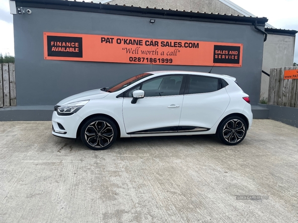 Renault Clio HATCHBACK in Derry / Londonderry