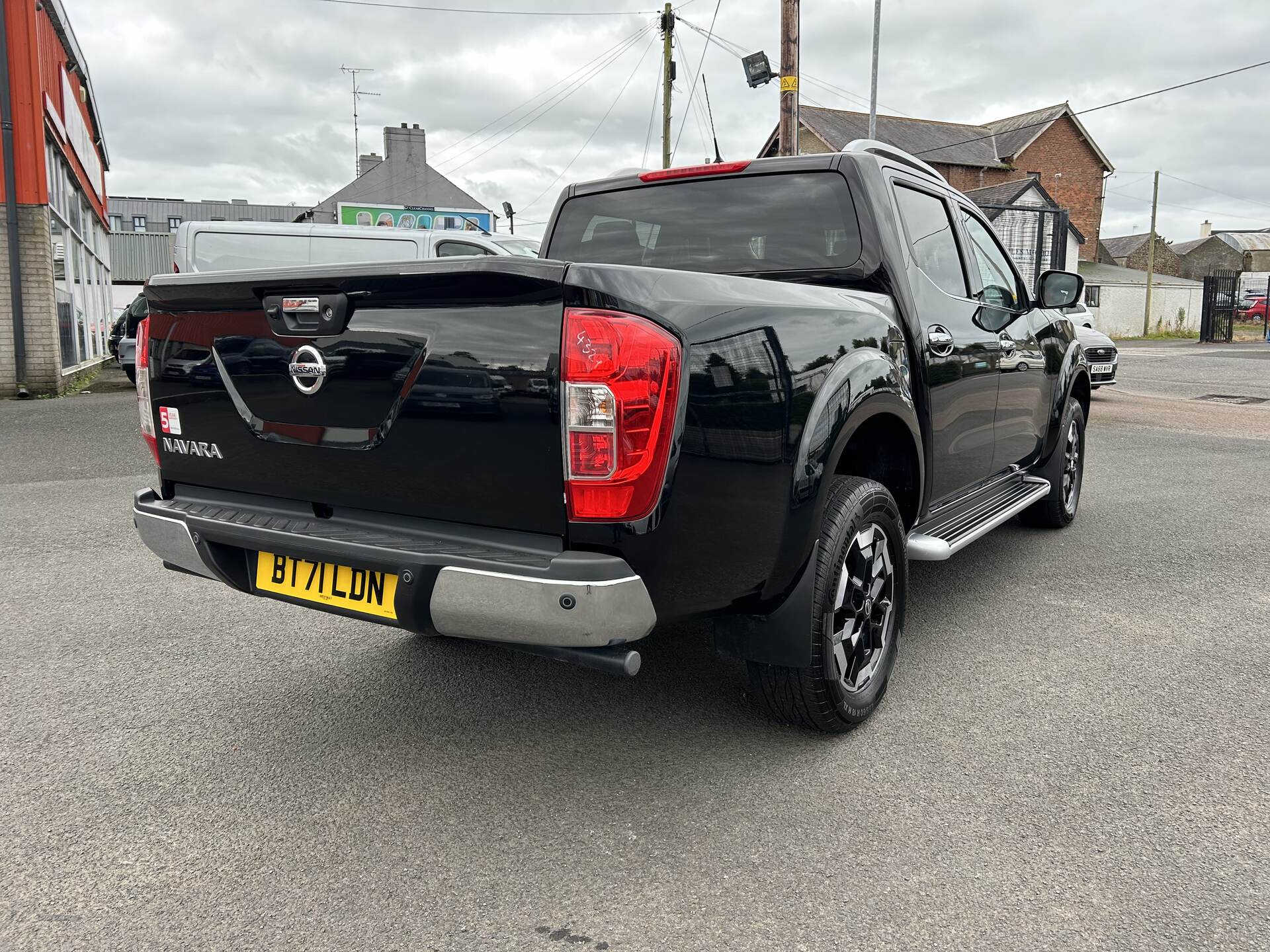 Nissan Navara DIESEL in Antrim