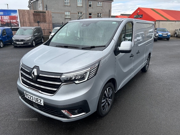 Renault Trafic LWB DIESEL in Antrim