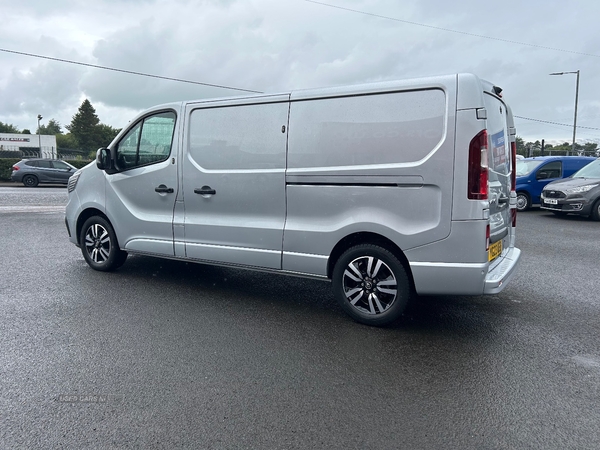 Renault Trafic LWB DIESEL in Antrim