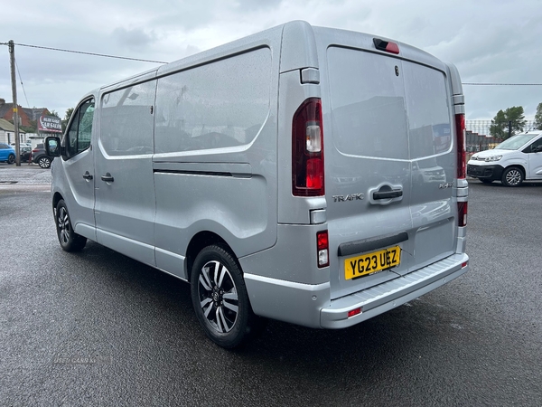 Renault Trafic LWB DIESEL in Antrim