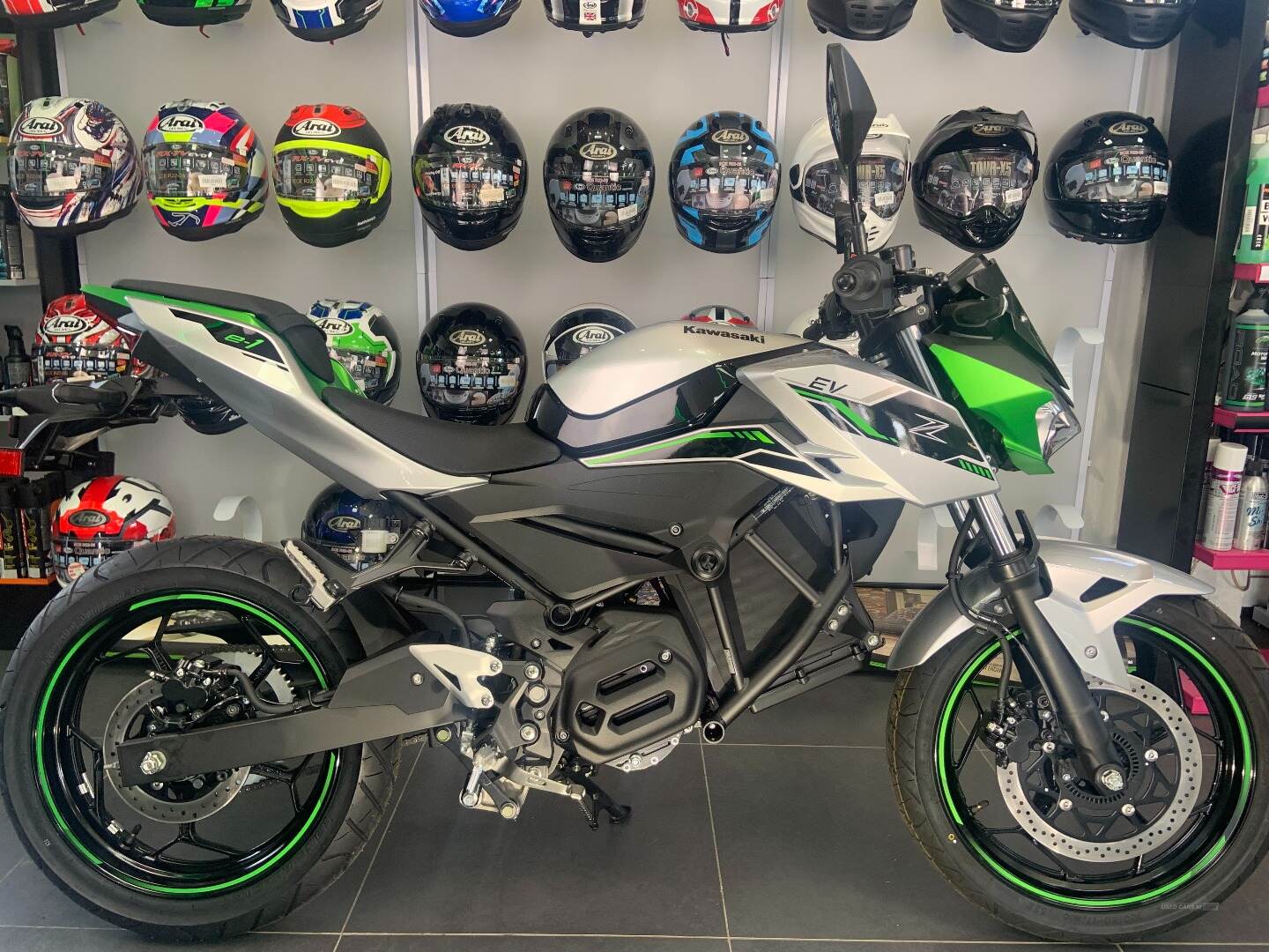  2024 Kawasaki Z Series 2024 KAWASAKI ZE1
