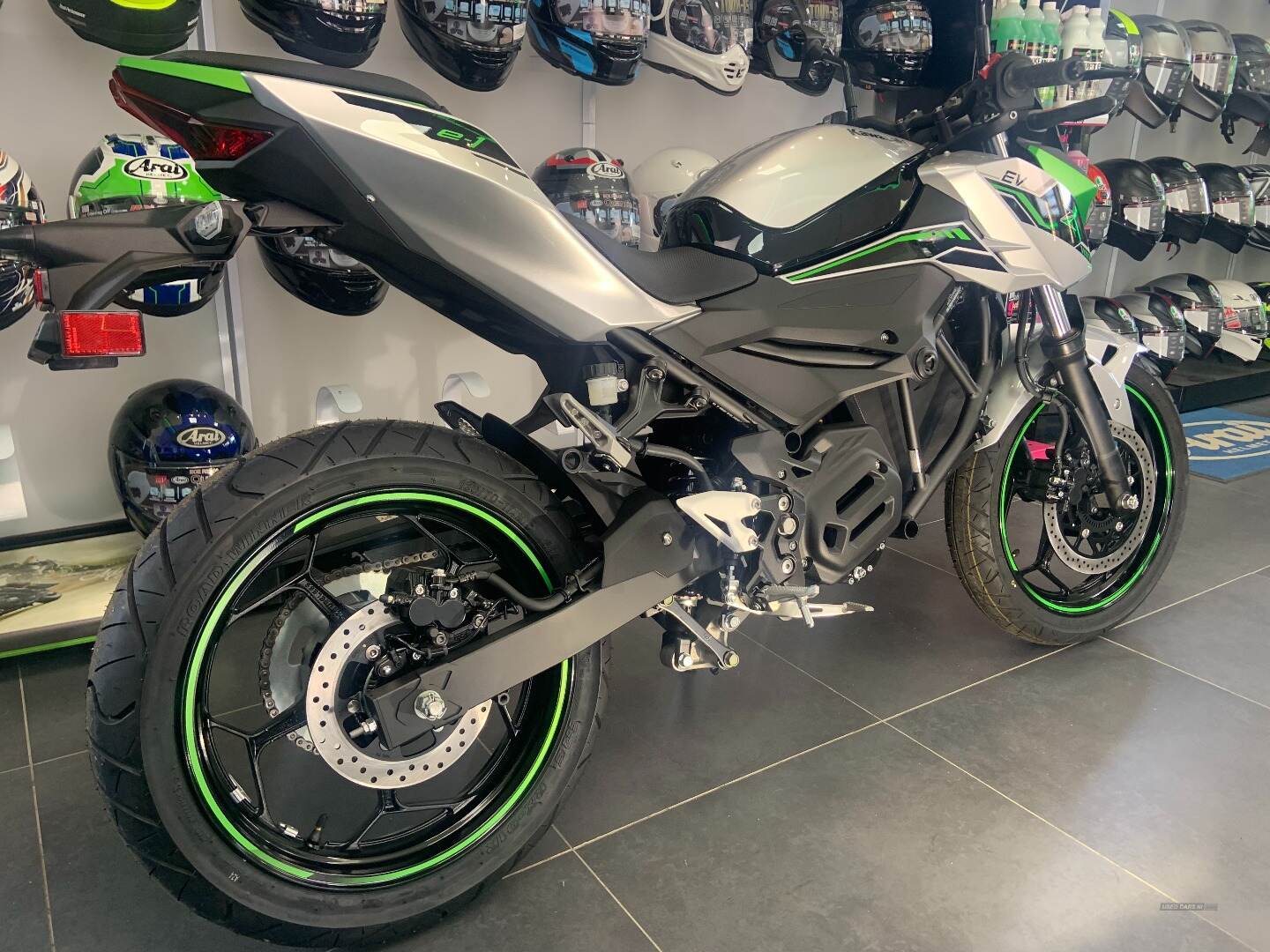  2024 Kawasaki Z Series 2024 KAWASAKI ZE1
