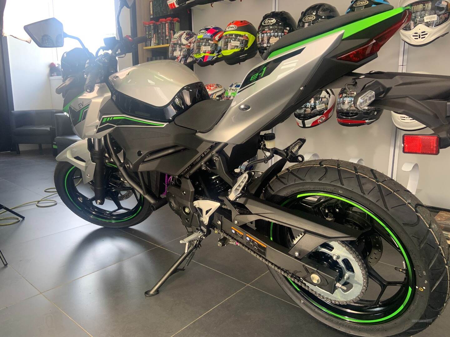  2024 Kawasaki Z Series 2024 KAWASAKI ZE1