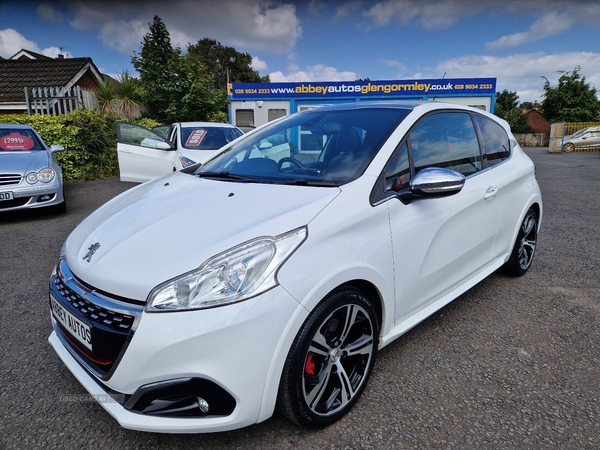 Peugeot 208 HATCHBACK in Antrim