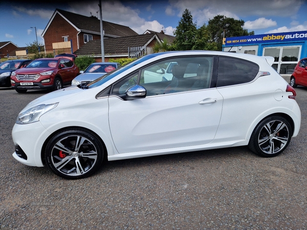 Peugeot 208 HATCHBACK in Antrim