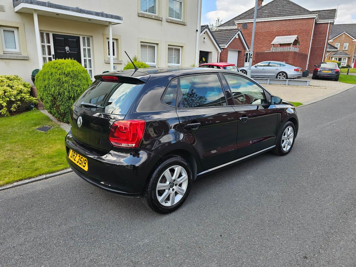 Volkswagen Polo HATCHBACK in Down