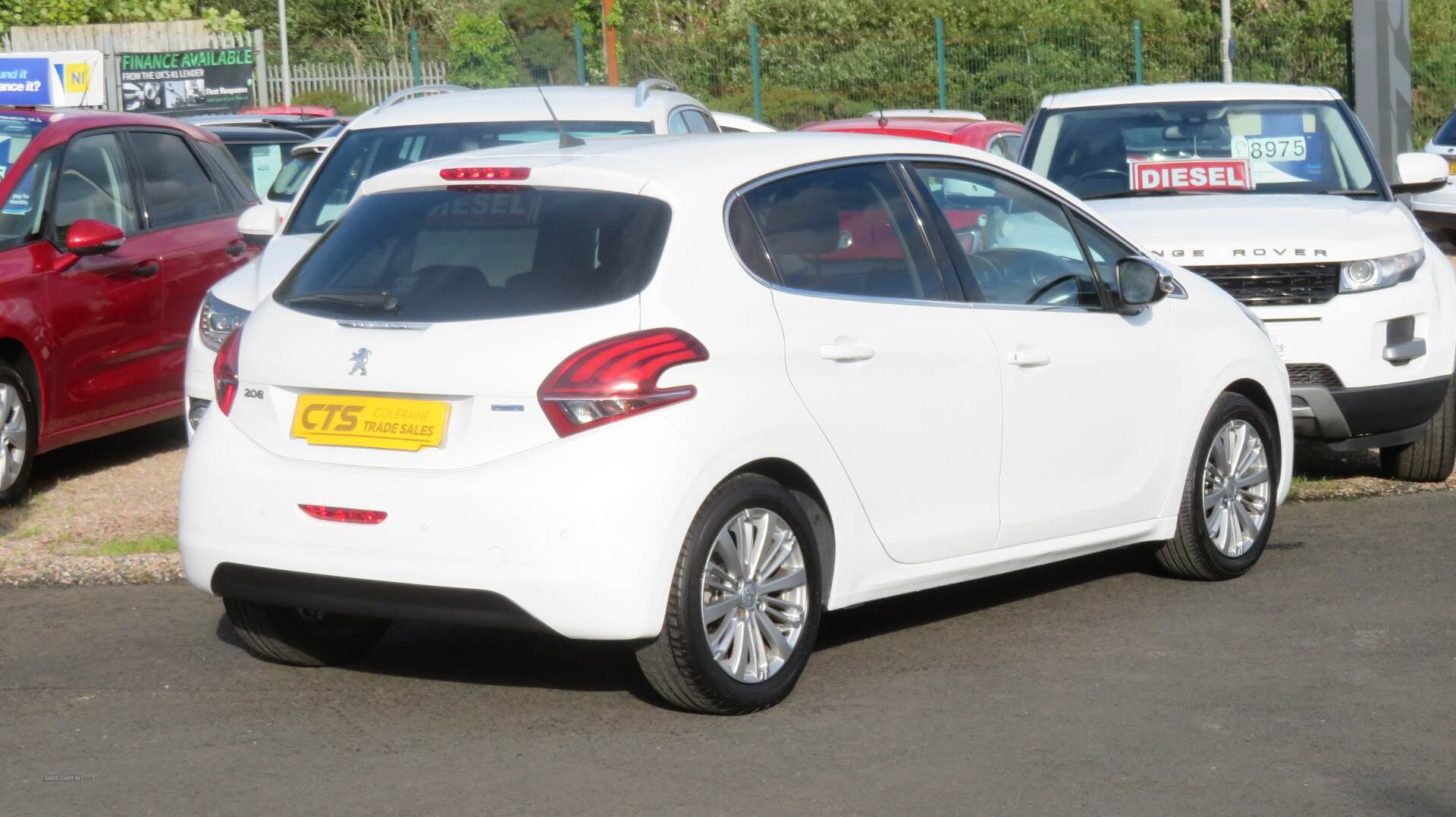 Peugeot 208 DIESEL HATCHBACK in Derry / Londonderry