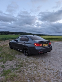 BMW 3 Series 320d M Sport 4dr Step Auto [Business Media] in Derry / Londonderry