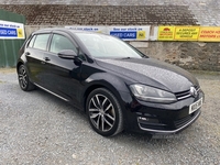 Volkswagen Golf HATCHBACK in Down