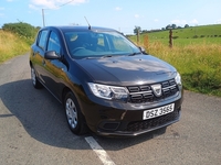 Dacia Sandero 1.0 SCe Essential 5dr in Down