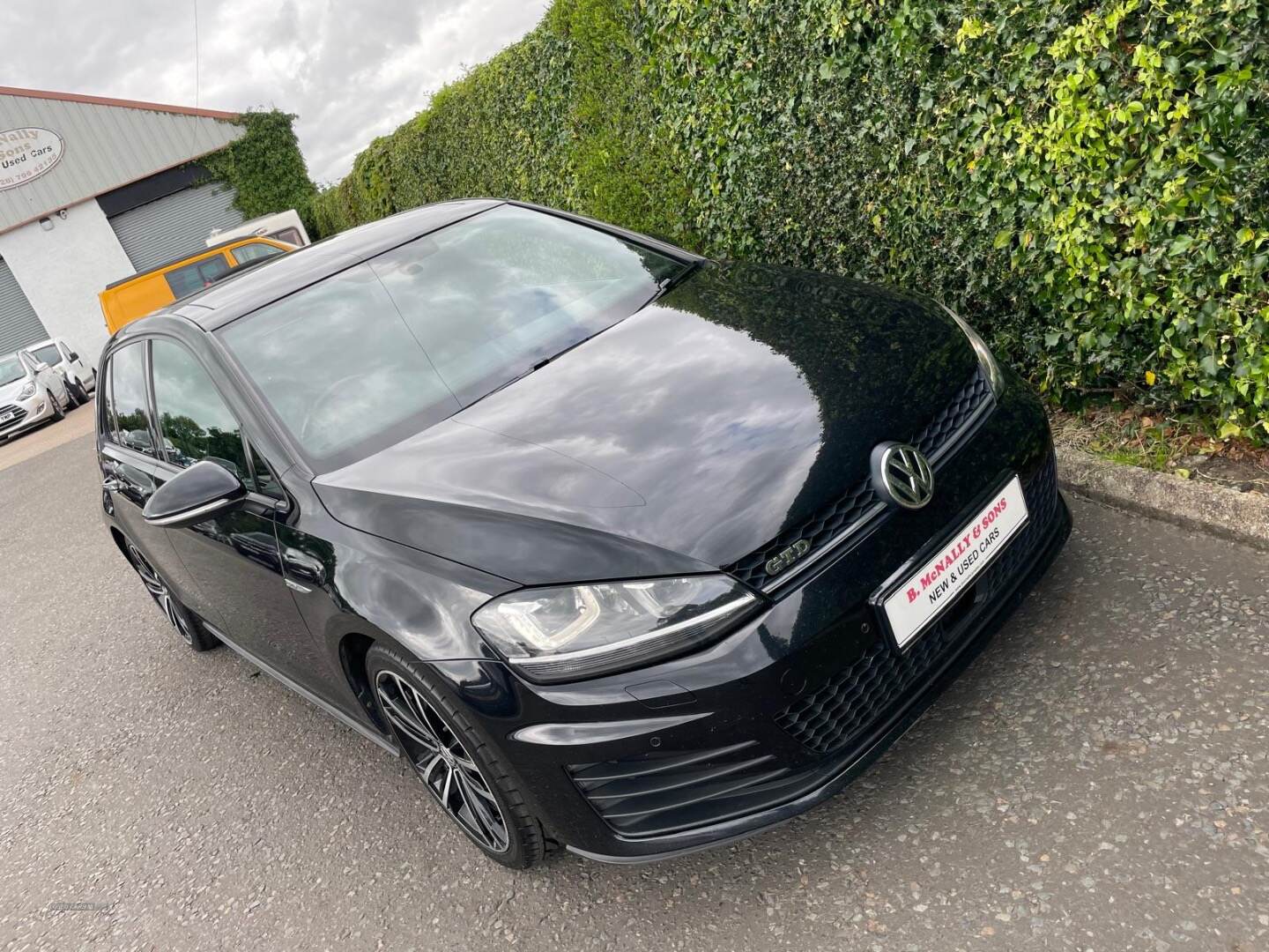 Volkswagen Golf DIESEL HATCHBACK in Derry / Londonderry