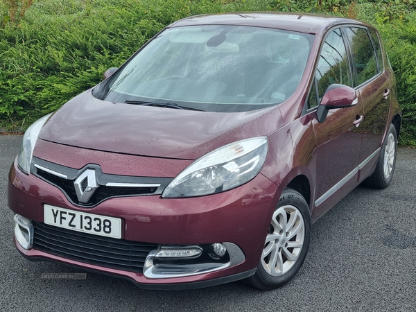 Renault Scenic DIESEL ESTATE in Armagh