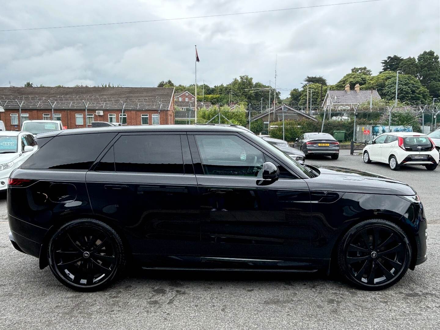 Land Rover Range Rover Sport DIESEL ESTATE in Down