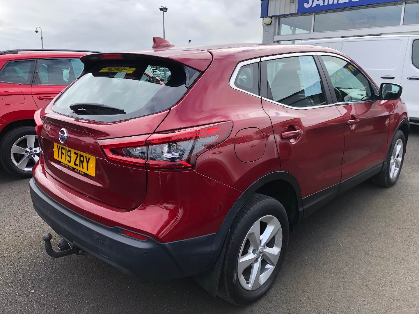 Nissan Qashqai DIESEL HATCHBACK in Derry / Londonderry