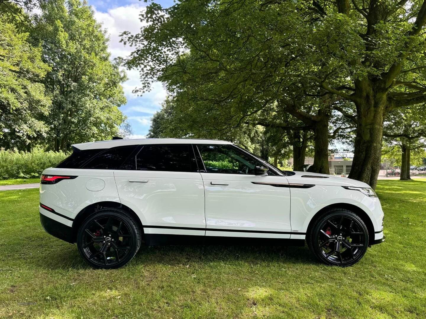 Land Rover Range Rover Velar DIESEL ESTATE in Armagh