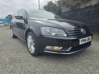 Volkswagen Passat DIESEL SALOON in Down